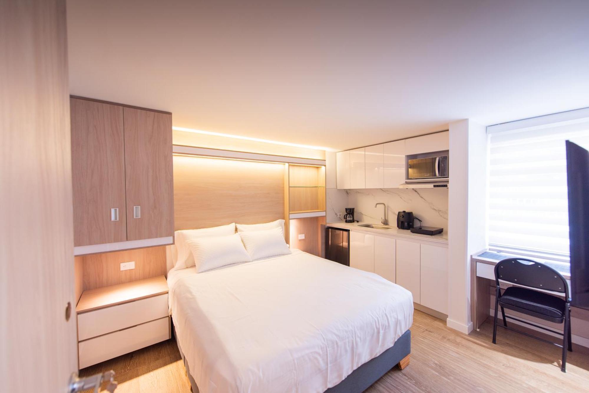Alhambra Apartahotel